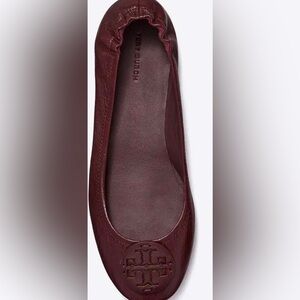 Tory Burch Minnie Travel Ballet, Plum, Size 10.  Like new condition.
